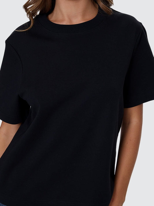 Essential Tee - Black