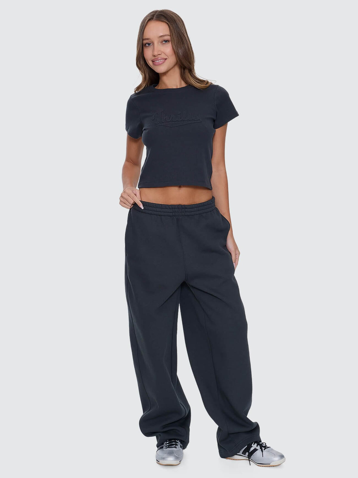 Playmaker Track Pant - Carbon